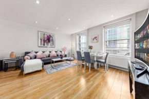 3 Bedroom Apartment in Haymarket Central London Sleep 10 HY2